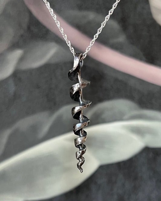 Antonia Pendant