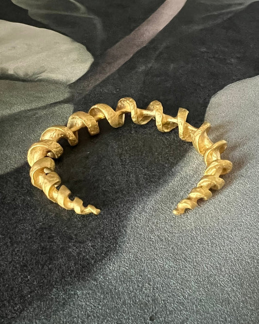 Fia Cuff