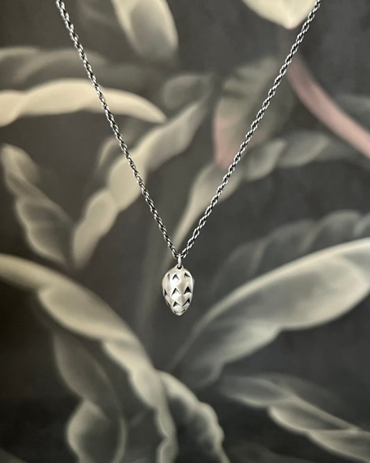 Asta Pendant